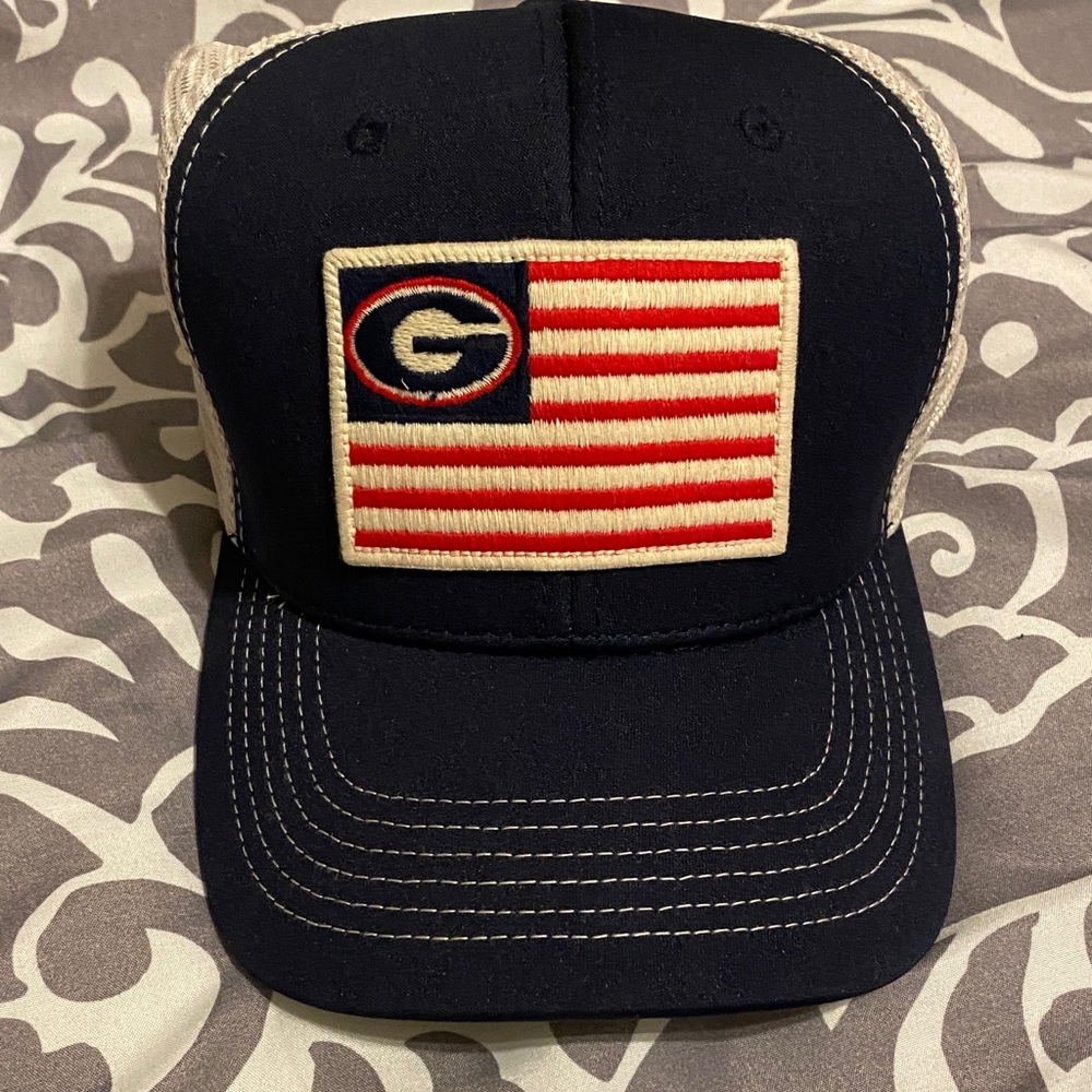 Georgia bulldogs Top of the World Flag Cap